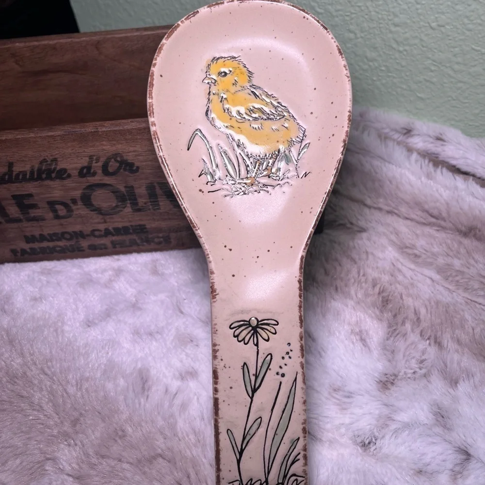 Spectrum Designz Spring Easter Chick w/Flowers Ceramic 9” Spoon Rest - Picture 3 of 10
